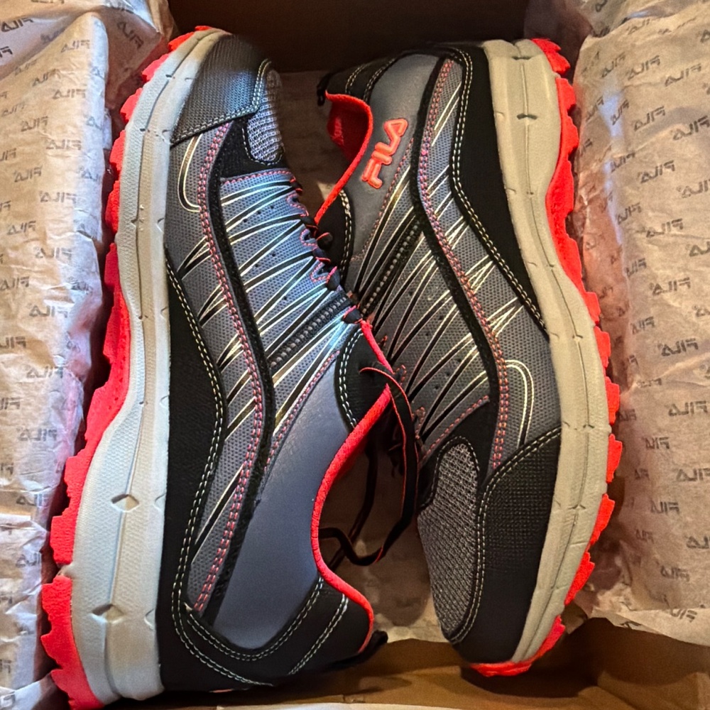 Fila women’s trail running shoes - Picture 4 of 4